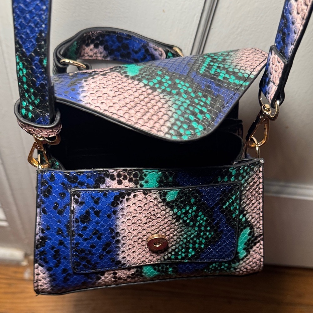 Stylish Multicolor Snake Print Mini Handbag - Picture 9 of 11